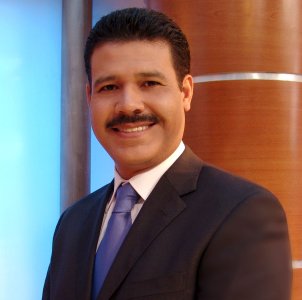 Jose Martin Samano, Azteca America reporter - hmprjosemartinsamano