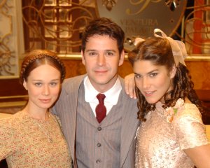 Mariana Ximenes, Murilo Benicio and Priscila Fantin